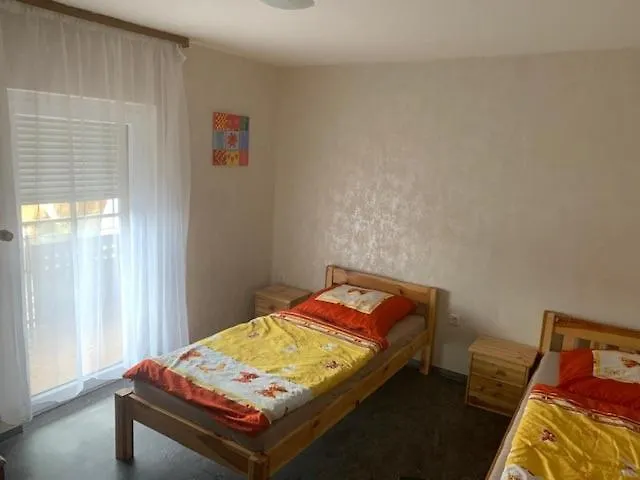 Monteurpension Haus Monika Marktheidenfeld Guest house